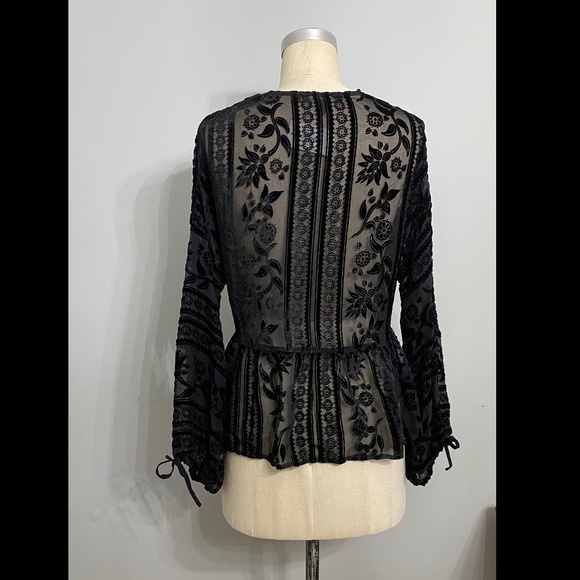 FOR LOVE AND LEMONS LONG SLEEVE VELVET BURNOUT BLOUSE WITH MIRROR DETAIL - Picture 2 of 6